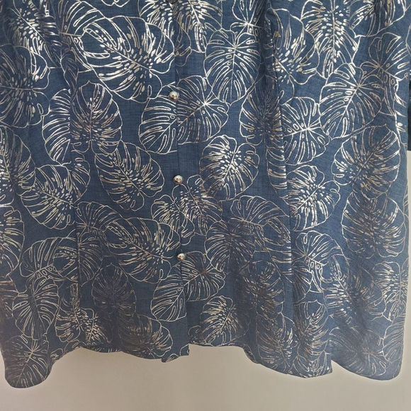 OLIVIA & MARTIN BEAUTIFUL SILVER AND BLUE BLOUSE - Picture 7 of 9